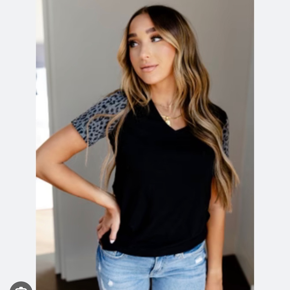 Ampersand Ave Lulu Tee